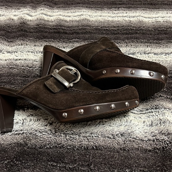 Stuart Weizmann Brown suede buckle studded clogs - Picture 8 of 8